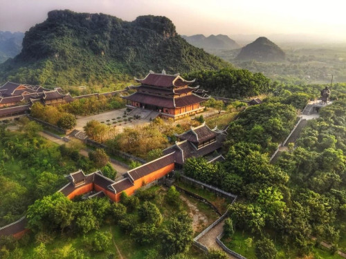 Top 7 ngôi chùa đẹp và linh thiêng nhất Việt Nam