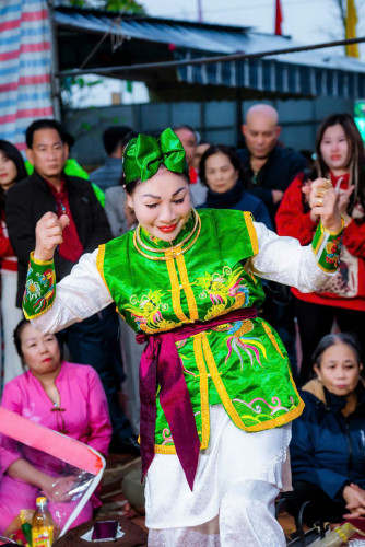 Nghệ nhân đồng thầy Vũ Thị Thu Hương và những tháng ngày gìn giữ, phát huy tín ngưỡng thờ Mẫu tại Hải Phòng