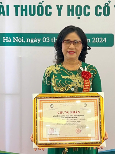 Y sĩ YHCT Nguyễn Thị Hoàng Phượng – Người mang tâm huyết với phương pháp chữa bệnh không dùng thuốc