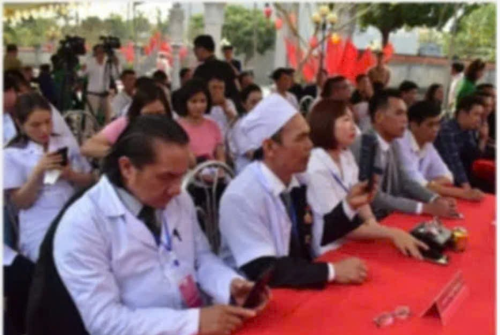 Niềm đam mê bất tận và hành trình gìn giữ tinh hoa y học cổ truyền của Lương y Phùng Khắc Truật Tôn vinh người thầy thuốc của nhân dân nhân dịp 20/11