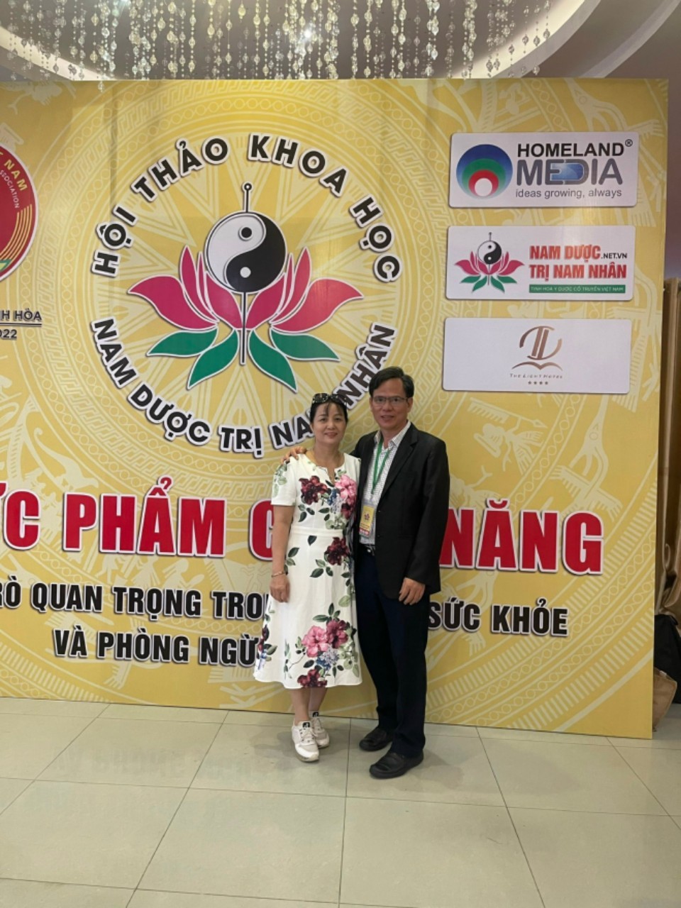 Lương y Phạm Ngọc Khánh vị thầy thầy thuốc nhân hậu, rất thành công điều trị bệnh suy giãn tĩnh mạch và bệnh mạch vành