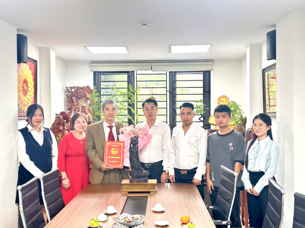 Viện Nghiên cứu Bảo tồn và Phát triển Văn hóa Đông Nam Á tổ chức Lễ trao quyết định bổ nhiệm cán bộ